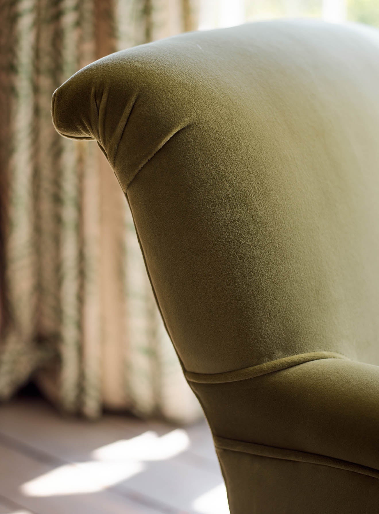 Fauteuil Finley, velours vert sauge
