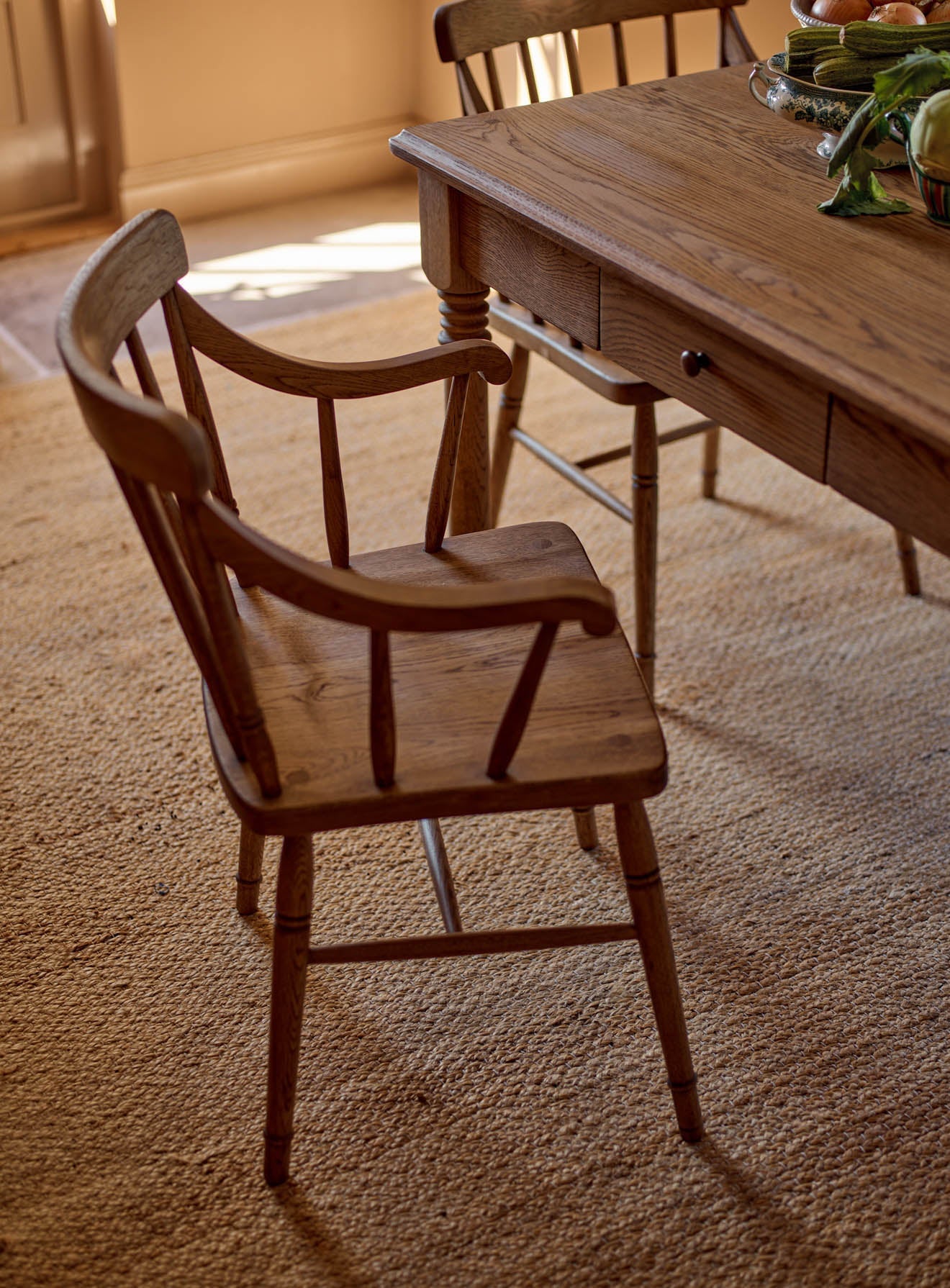 Chaise à découper en chêne Turner