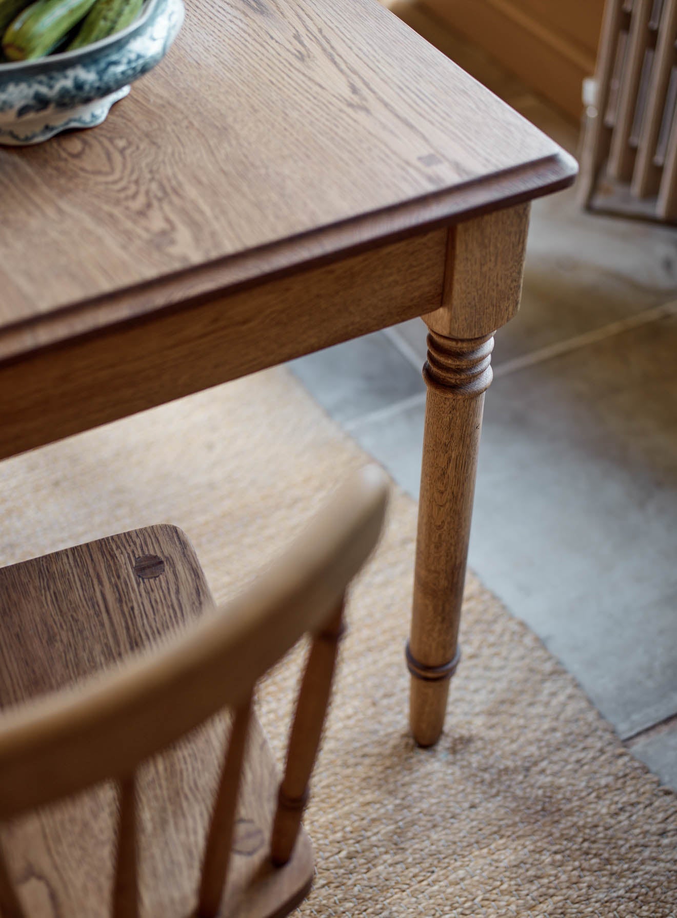 Table de salle à manger carrée en chêne Stanton