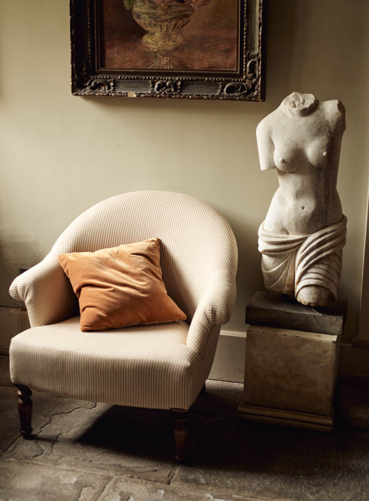 Fauteuil Clandon, rayures ocre héritage