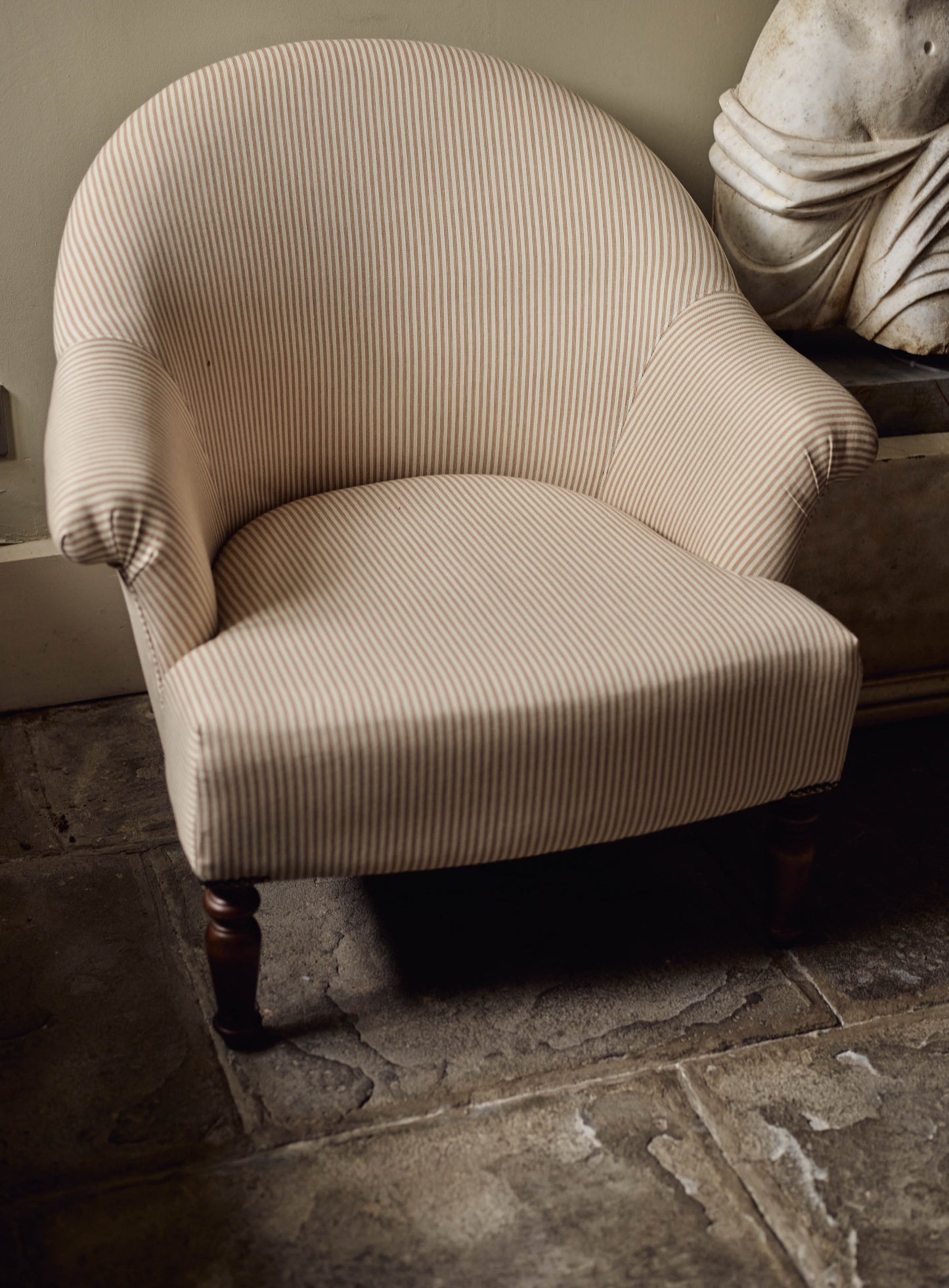 Fauteuil Clandon, rayures ocre héritage