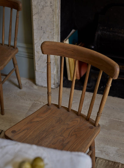Chaise de salle à manger en chêne Turner