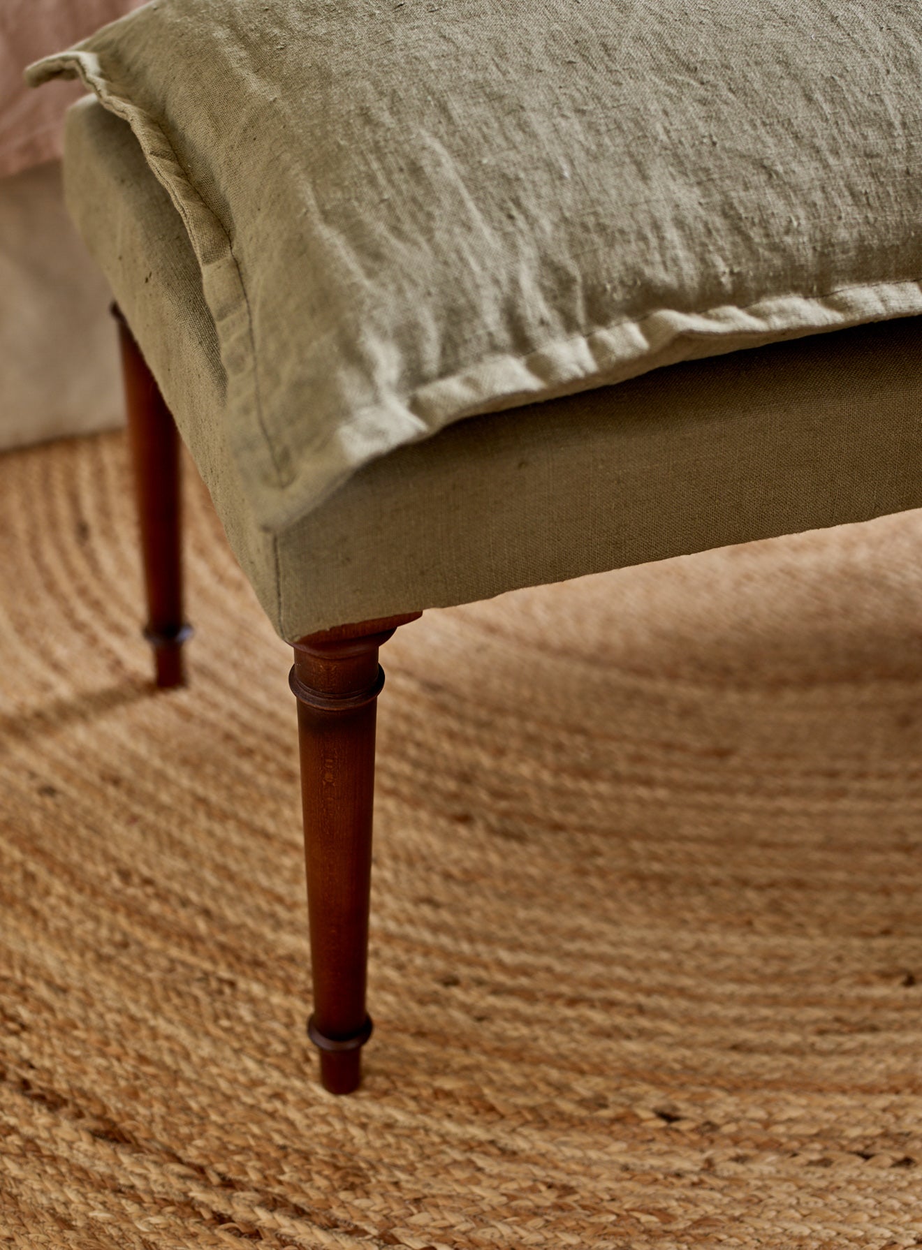 Banc rembourré Mila, lin olive
