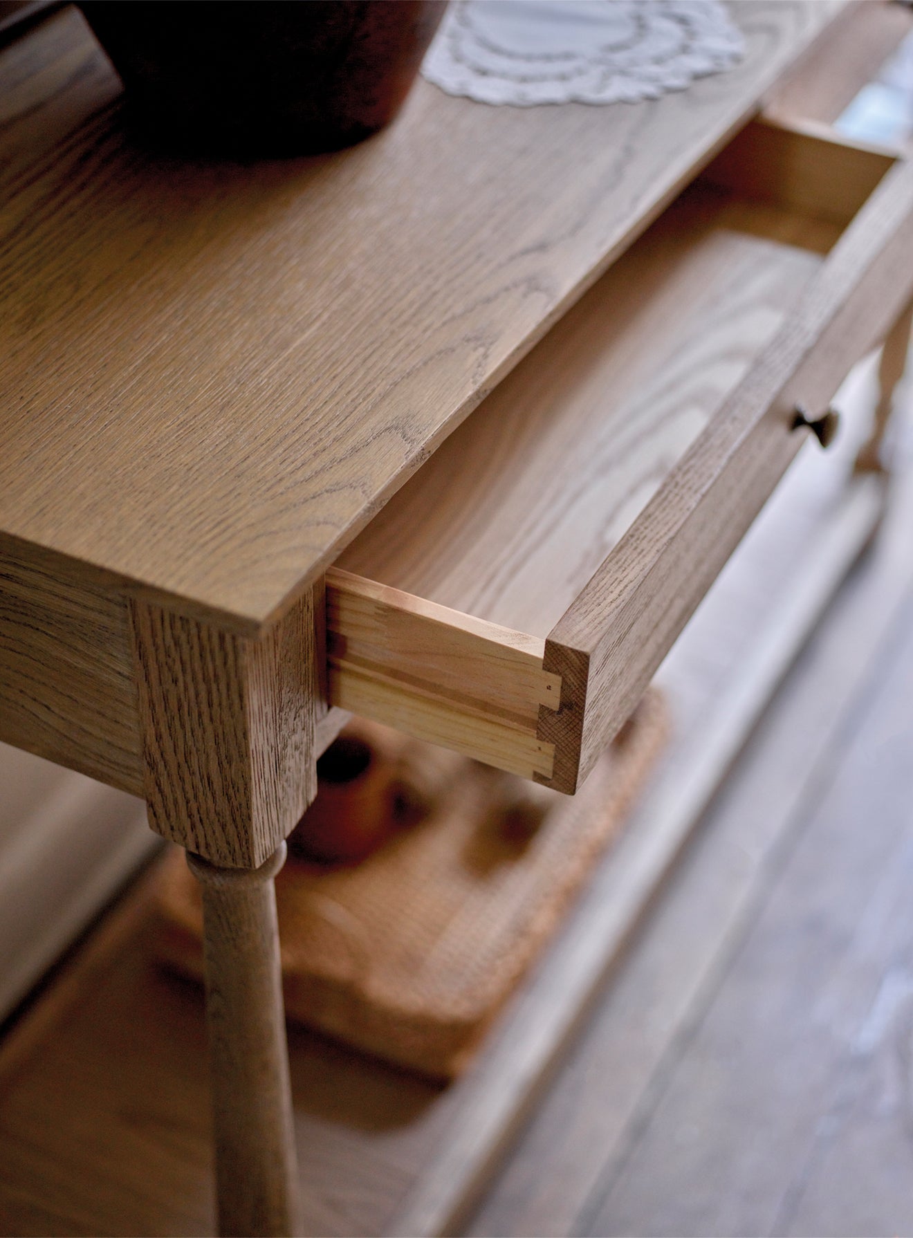 Table console en chêne Everett