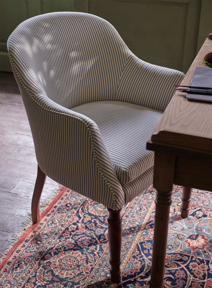 Fauteuil de bibliothèque Bennett, rayures bleues sur fond blanc