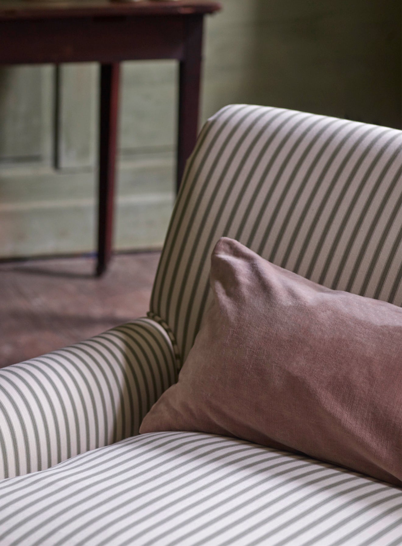 Fauteuil Remy, rayures saumon